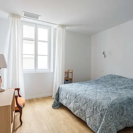 Apartment Moderne En Centre-ville De A 320m De La Plage - Fr-1-3-613 *