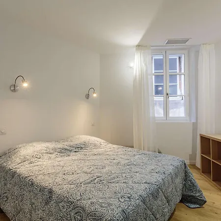 Moderne En Centre-ville De A 320m De La Plage - Fr-1-3-613 Apartment Biarritz